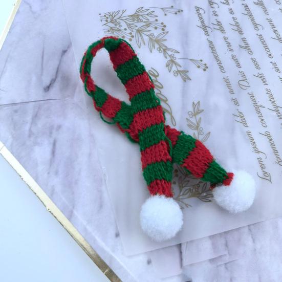2Pcs Decorate Cloth Attractive Realistic Dollhouse Decorative Small Scarves Mini