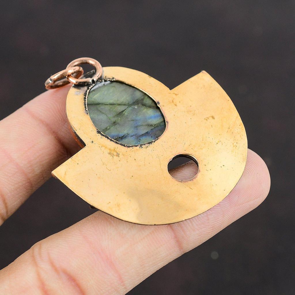 Pingente de cobre labradorita Um pingente de pedra preciosa de qualidade única Pingentes artesanais Jóias de cobre Pingente de declaração Presente de casamento Pingente novo em folha
