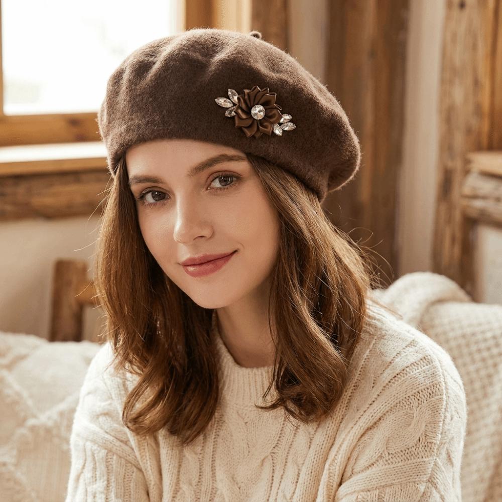 Einfarbige französische Malerhaube Florales Strass-Barett Mode Wollbarett für Damen
