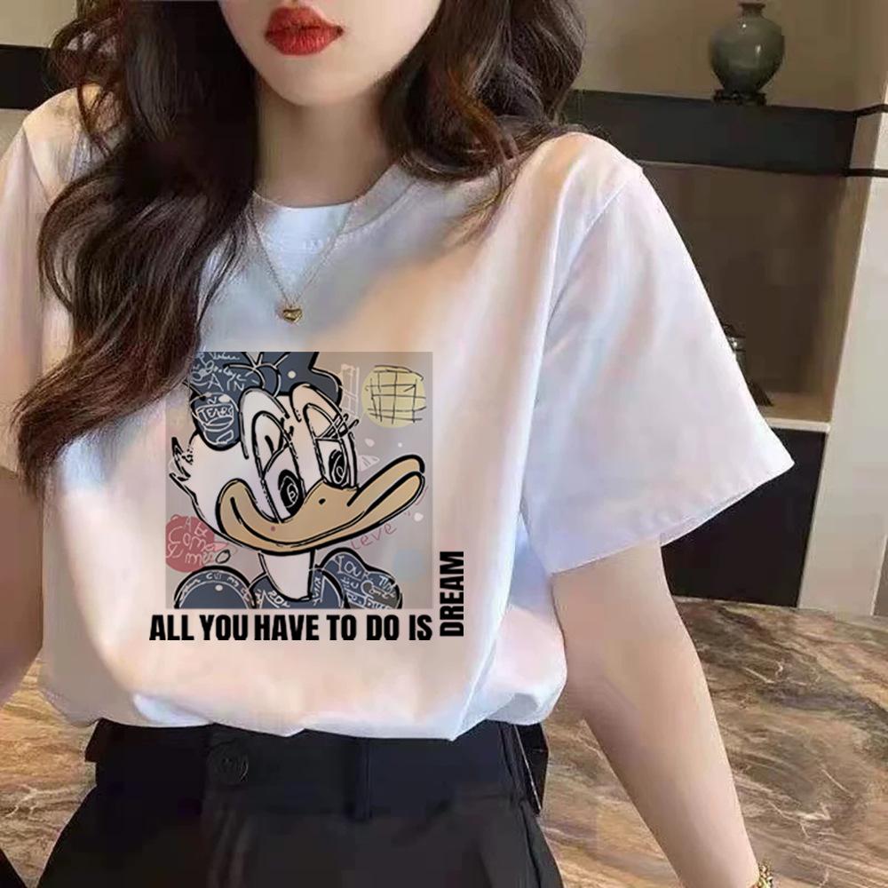 Kurzarm-T-Shirt aus reiner Baumwolle für Damen im Sommer. Neues bedrucktes, schulterfreies Kurzarm-T-Shirt mit Rundhalsausschnitt.