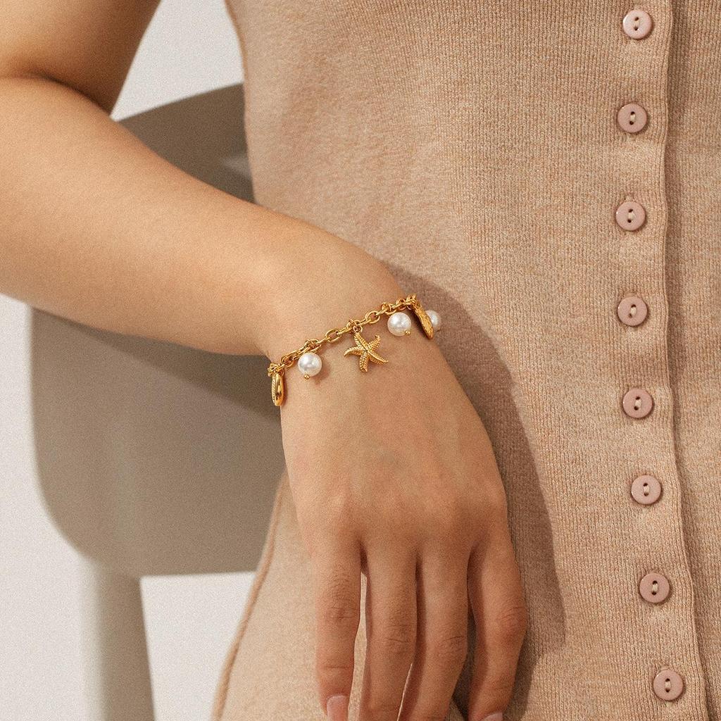 18k Gold Starfish Seashell Pearl Bracelet - Women's Versatile Seaside Vacation Accessory