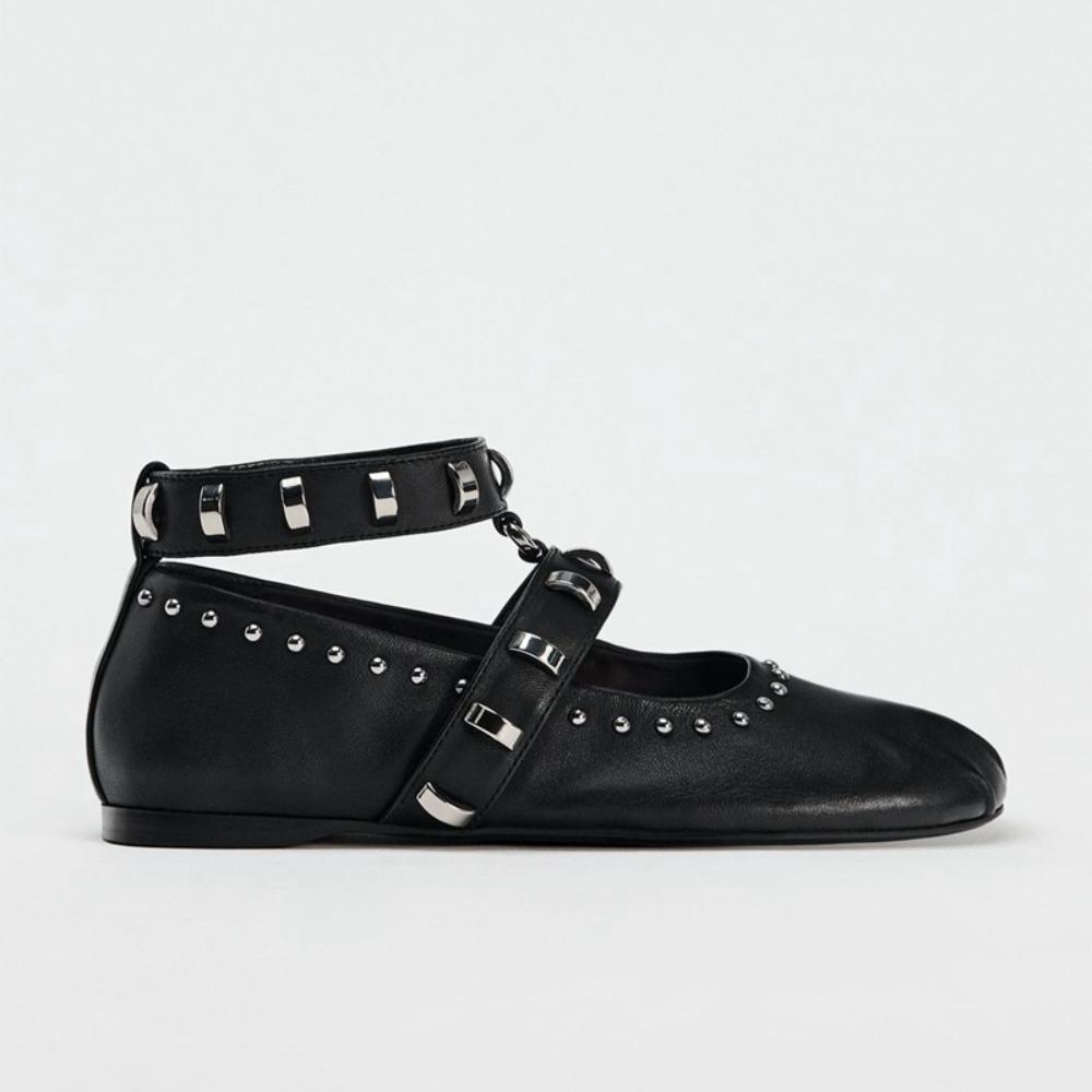 Women's Flat Shoes Retro Rivet Single Shoes Women's Spring Autumn Fashion Round Head Versatile Ballet Shoes Casual Flats Black