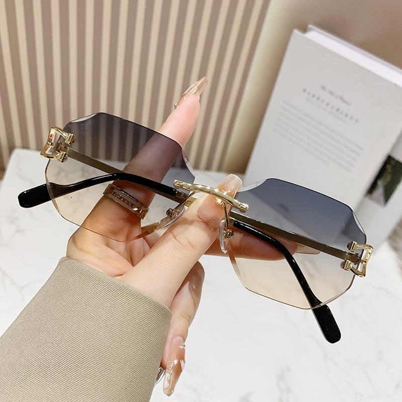 New Vintage Sunglasses Women Men Ellipse Sun Glasses Metal Eyeglass Legs Polygon Eyewear Retro Style