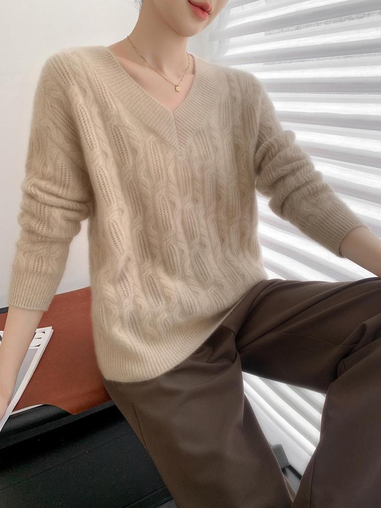 Women's V-neck Wool Twist Sweater - Thick, Loose, Long Sleeve Knit for Autumn/Winter
