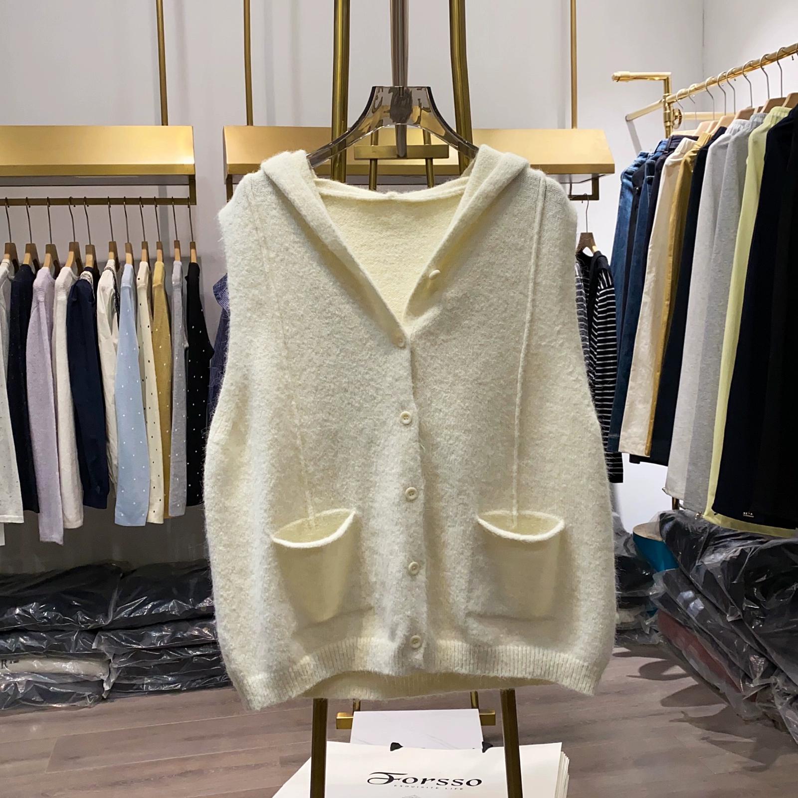 

DIMANAF 2025 Plus Size Autumn Women Solid Sleeveless Vest Sweaters Knitting Buttons Casual Style Loose Sweater One size