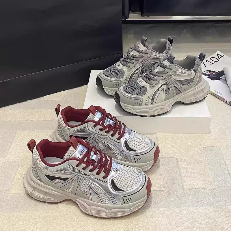 2025 Autumn and Winter New Platform Dad Shoes Women's Design Sense Versatile Casual Shoes Women's Retro Lightweight Running Sports Shoes