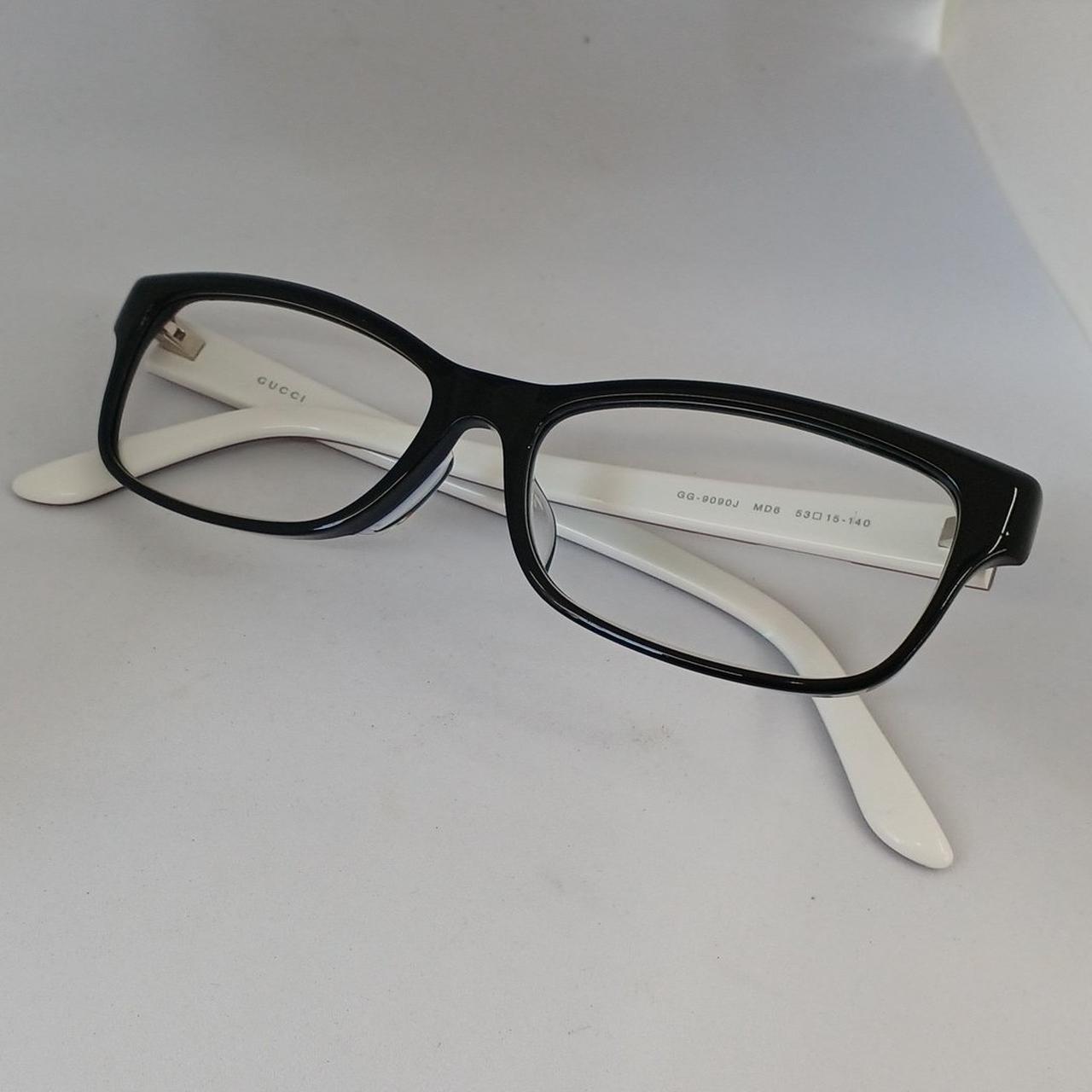 Used GUCCI damaged eyewear