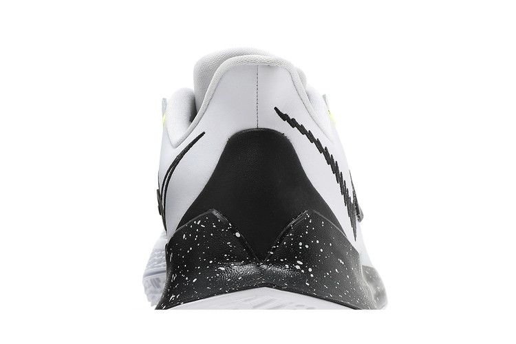 Nike Kyrie Low 3 Team White Black