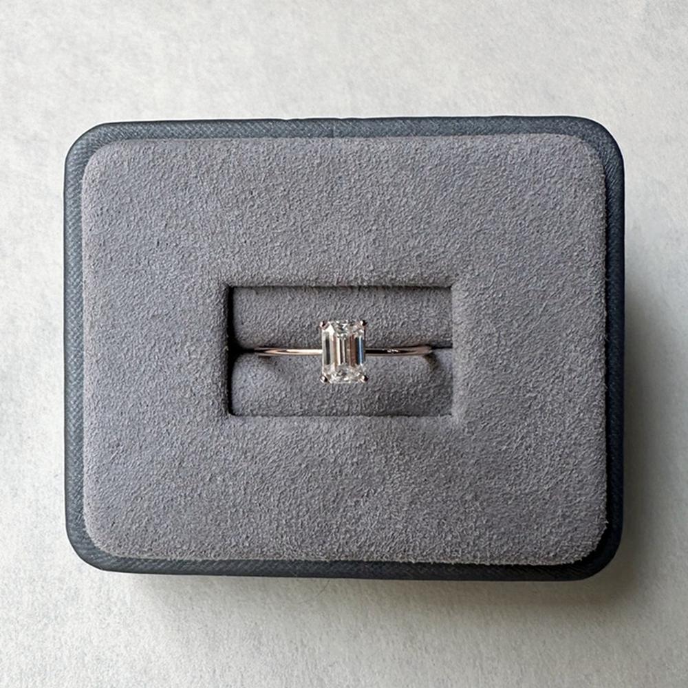Vinregem 925 Sterling Silver 3EX VVS1 D Color Emerald Cut 4*6 MM 0.8CT Real Moissanite Diamonds Women Ring Wedding Party Fine Jewelry Gifts