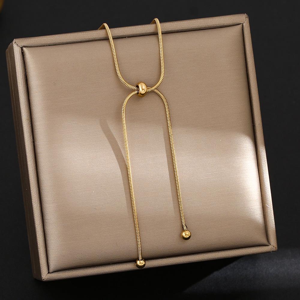 

Ожерелье из гальванизированной 18-каратным золотом полностью титановой стали, женская высококлассная ключичная цепочка - не тускнеющая бижутерия