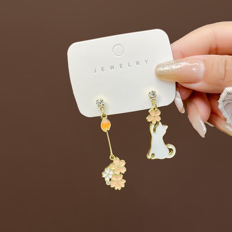 Fashion Cartoon Long Asymmetrical Color Matching Flower Cat Fox Fan Stud Earrings Childlike Playful Earrings Woman