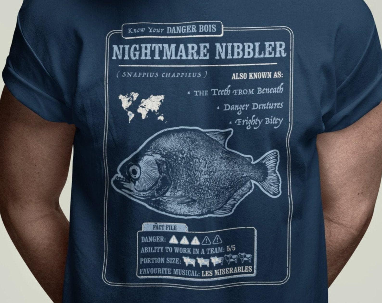 Piranha T-shirt Know Your Nightmare Nibbler - Funny Piranha Shirt with Fish Facts and Fish Anatomy, Funny Fish Gift for Fishing M