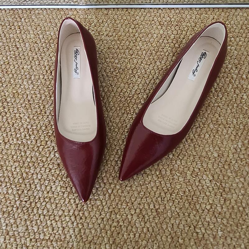 

Внутреннее увеличение высоты 3,5 см остроносые красные туфли-лодочки женская обувь новый темперамент мелкий вырез высокие каблуки 35 красный