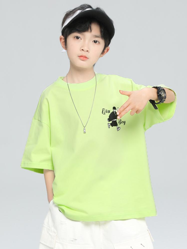 Boys' Short sleeved Thin T-shirt 2026 New Mid to Large Children's Summer Top Children's Quick drying Fried Street Summer Fashion T