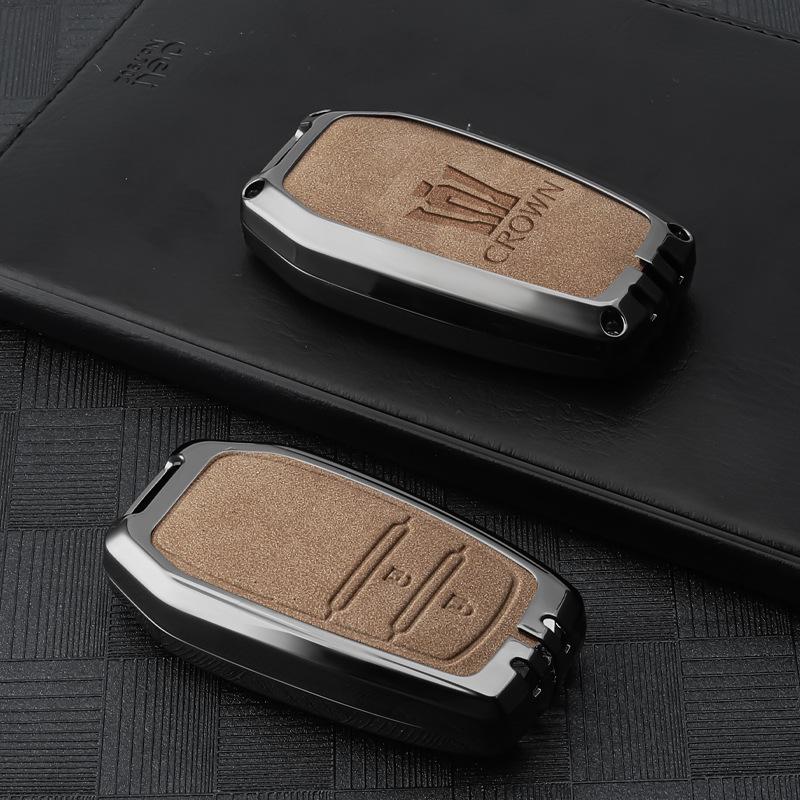 Premium Metal Key Cover for Toyota Crown - High-end Car Accessory Key Shell & Buckle