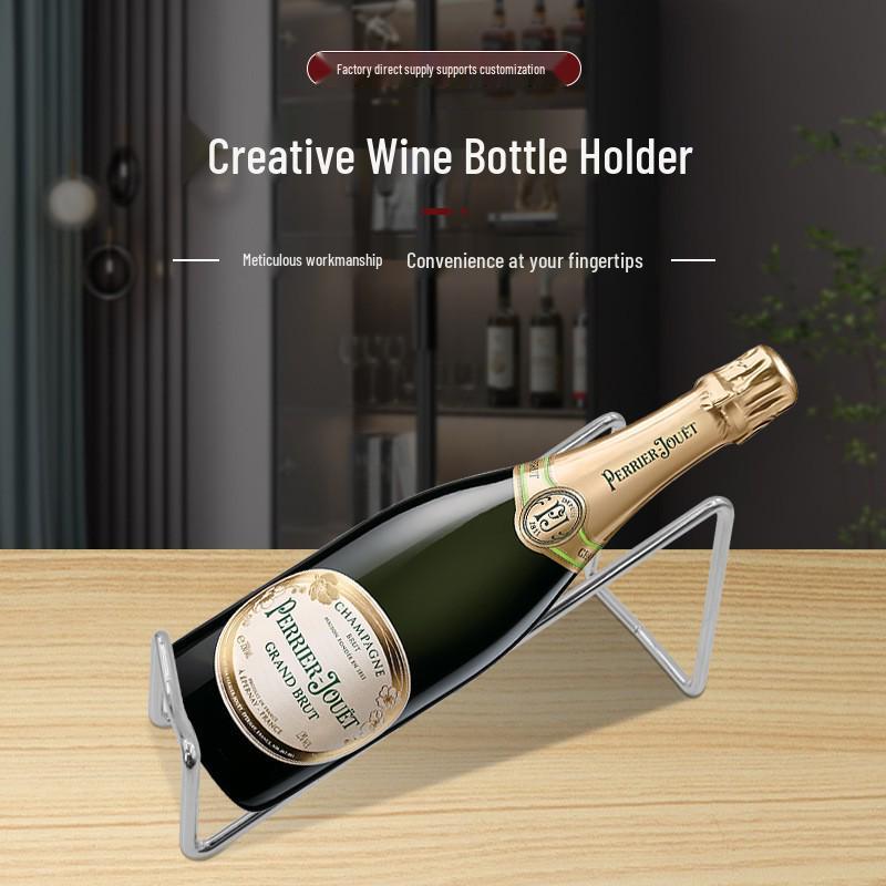 Roségoldenes Schmiedeeisen Weinregal - Eleganter geneigter Ausstellungsständer für Esstisch