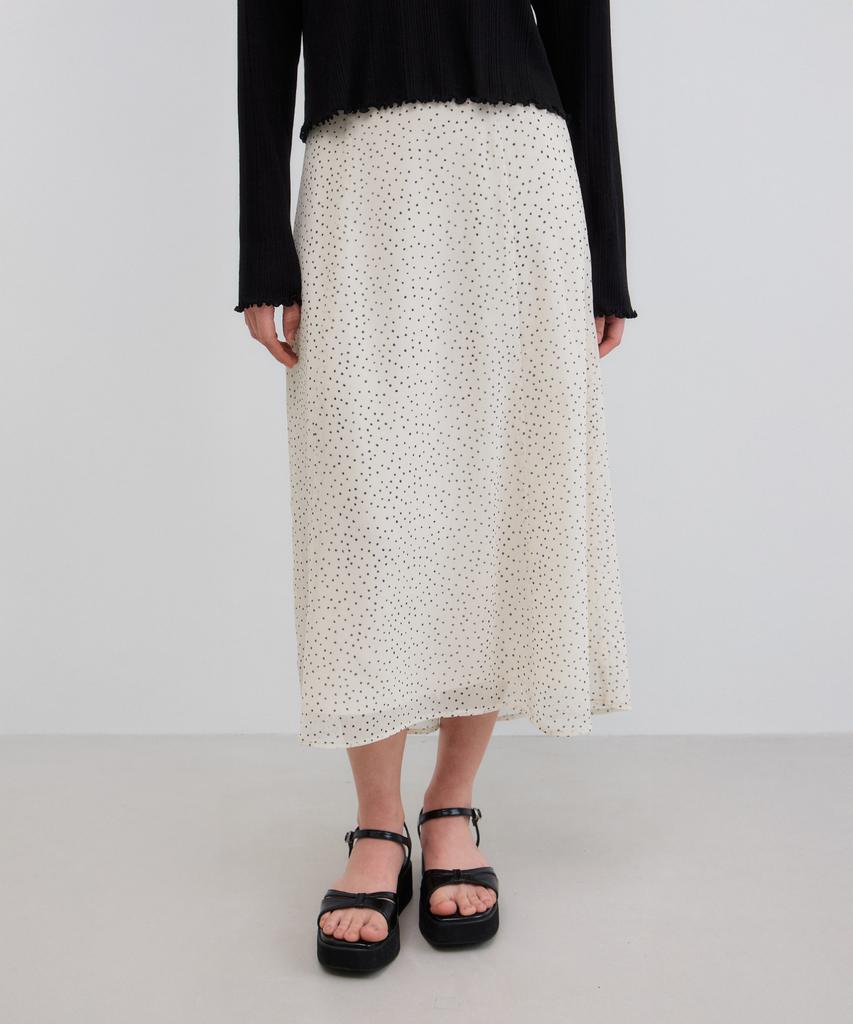 Manggomaenipeullijeu Ode Dot Flare Skirt_Cream