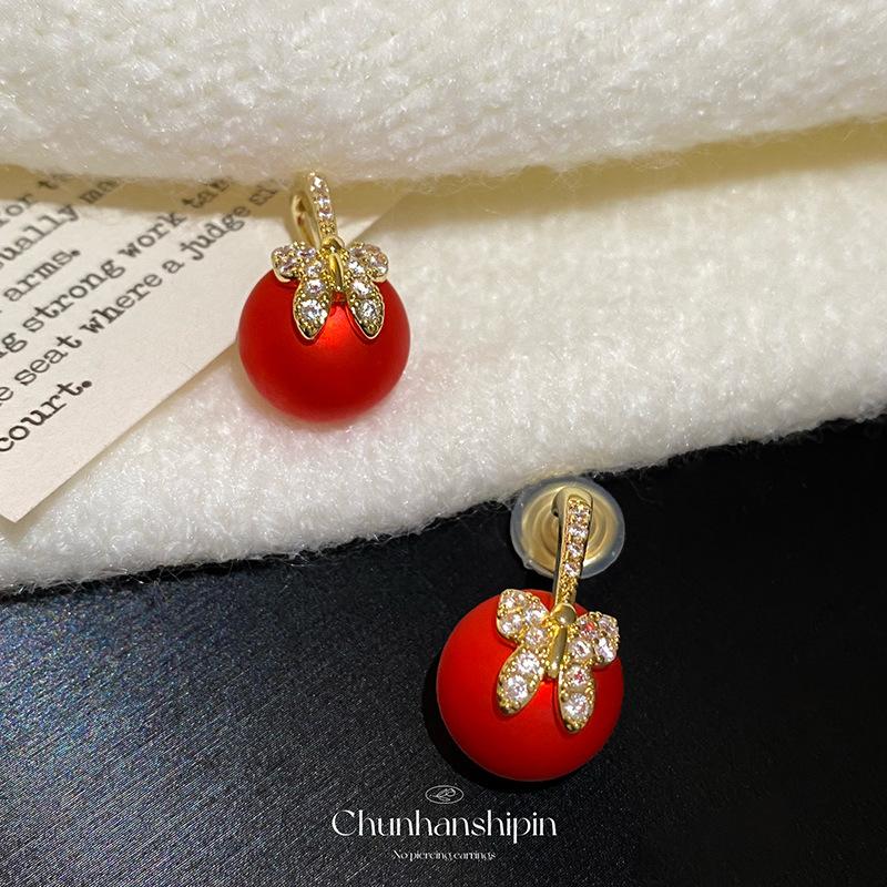 

Light luxury butterfly pearl stud earrings, women s mosquito coil disc earclips, red earrings without earholes, light luxury and high-end sense