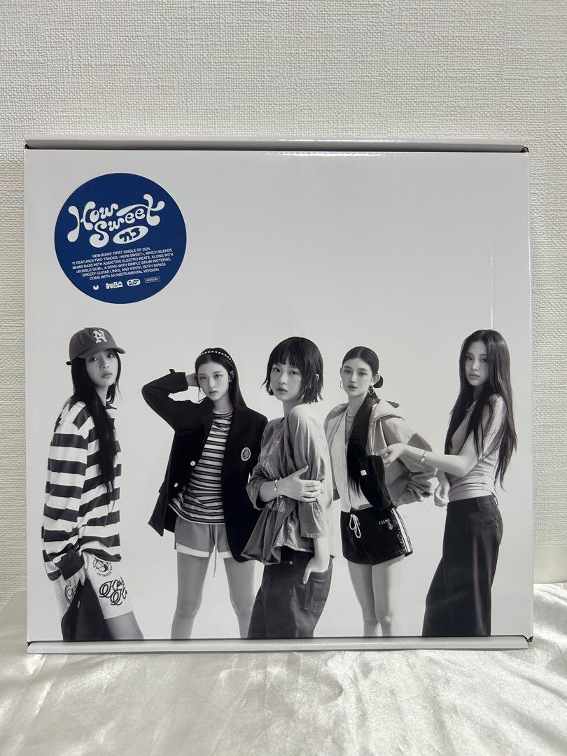 

[USED] New Jeans How Sweet & Bubble Gum