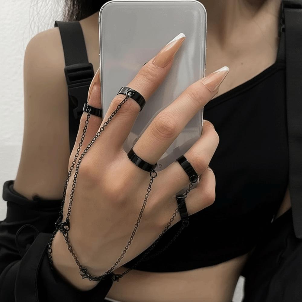 Abnehmbares Punk-Armbandring Gothic-Fingerkette Cooles Design Handgelenkarmbandring Unisex