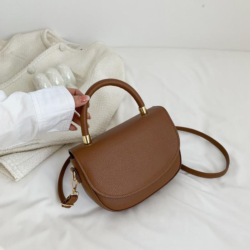 Trendy Street Style Saddle Bag For Women Fashionable 2023 Summer Pu Handbag