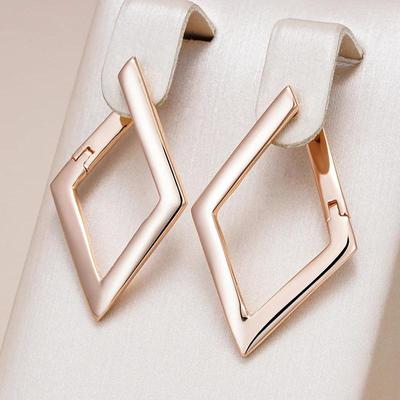 Minimalist Design Glossy Golden Geometric Large Clip Earrings for Women Party Personality Jewelry Fashion Earrings