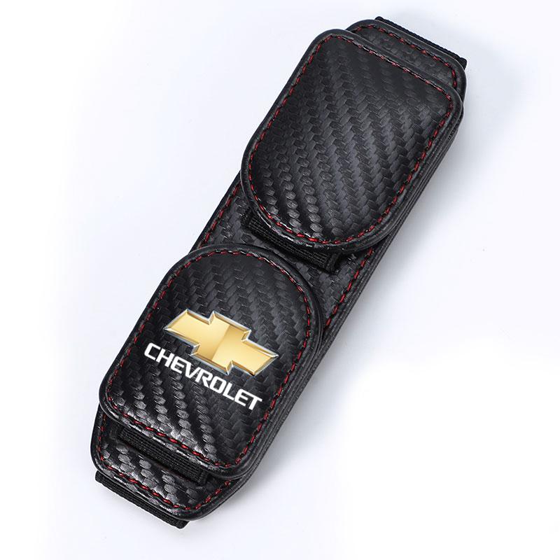

Leather Car Sun Visor Sunglasses Clip Eyeglasses Holder Auto Interior For Chevrolet Matiz Onix Camaro Cobalt Beat Groove Equino