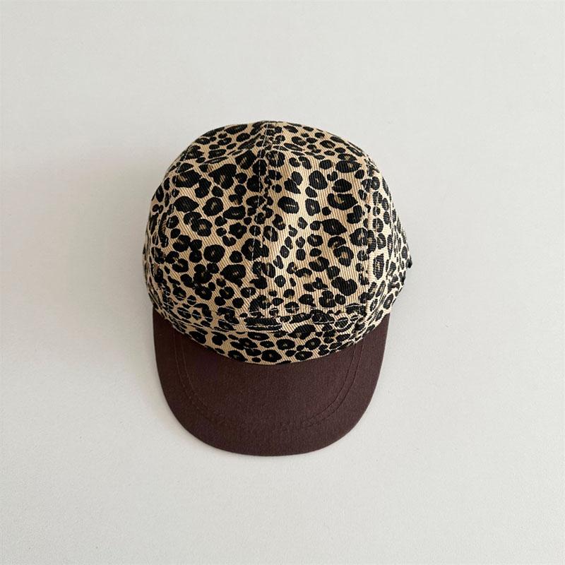 

New Spring Kids Flat Cap 2-6T Cute Leopard Print Girls Peaked Cap Adjustable Boys Flat Brim Baseball Cap one size кавовий