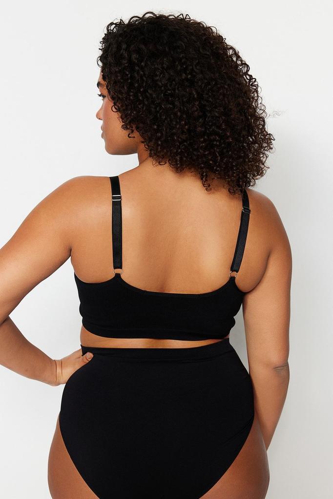 Women's Style Plus Size Black Cupless Strappy Seamless Bralette Bra