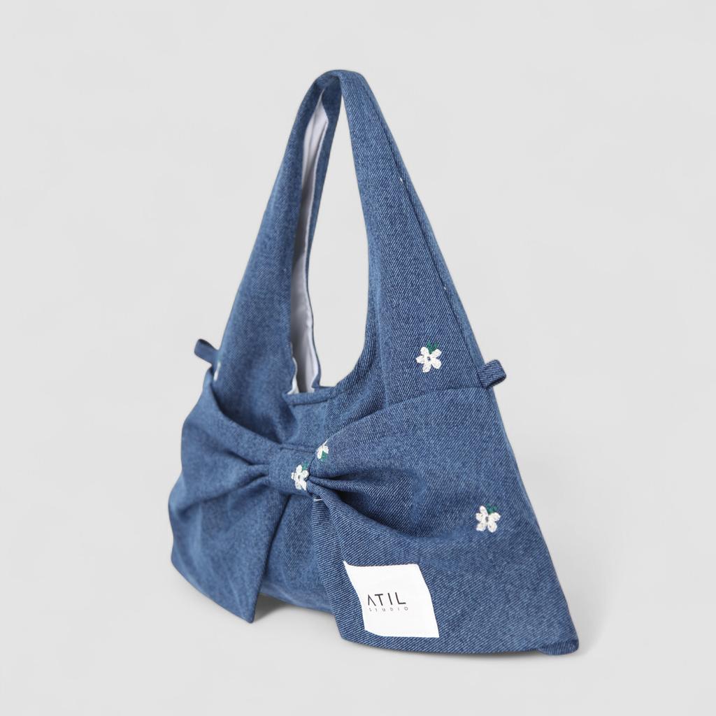 Atil Studio Fleur Lou Drawing Washed Mini Bow Bag _ [Blue]