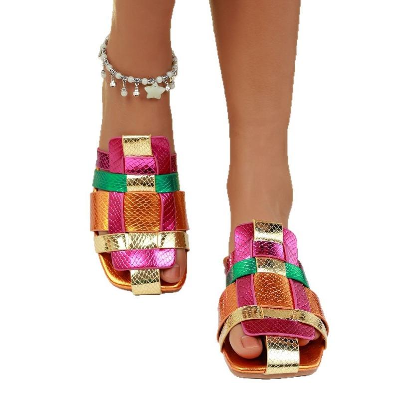 Große Tasche Kopf halb schlepp Damen Frühling und Sommer neue flachbodige Hausschuhe Damen Farbabstimmung eckiger Kopf coole Hausschuhe