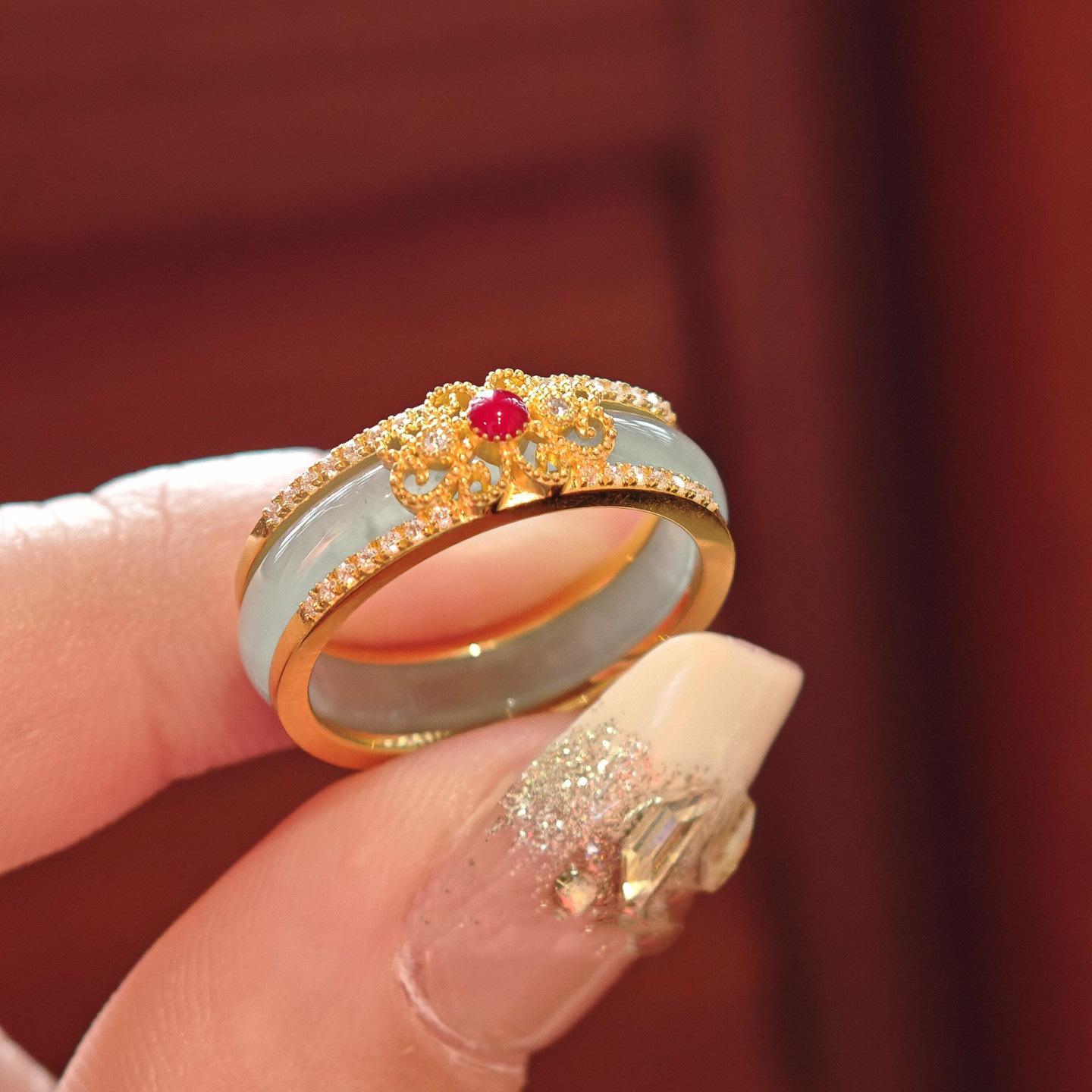 

Elegant Beautiful Butterfly Southern Red Tourmaline rings for women New in Retro Natural chalcedony ring Fashion jewelry Gift 7 золотой