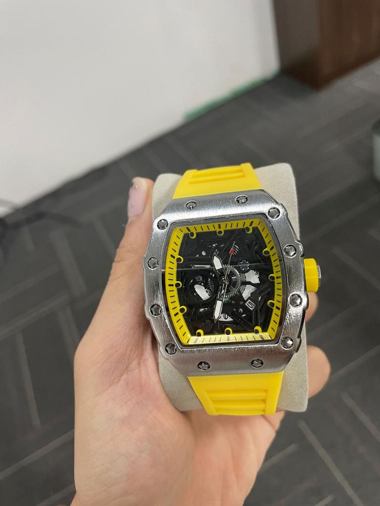 Watch Domineering High-Value Fashion Trend Non-Mechanical Watch Luminous Barrel-Shaped Men'S Watch