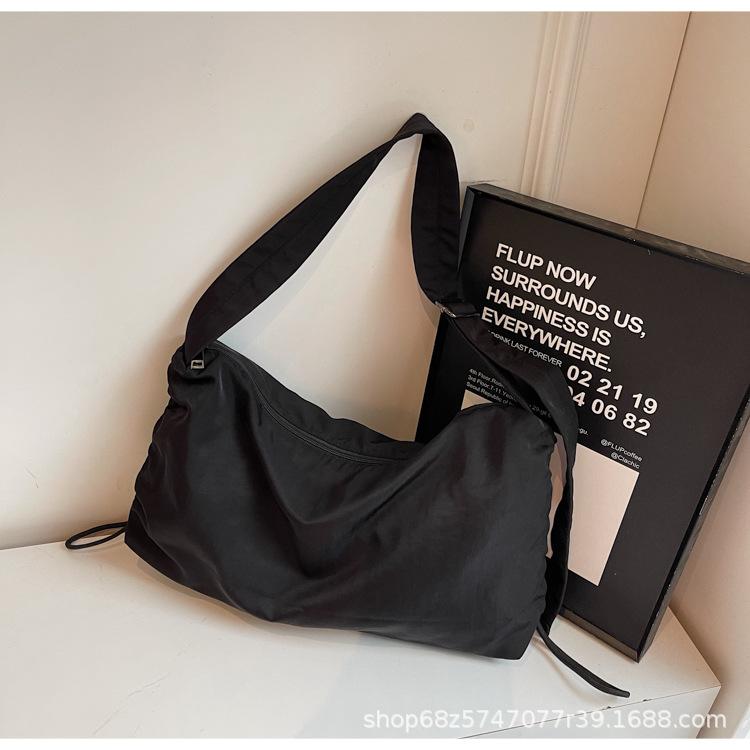 Japanese waterproof nylon tote bag sports messenger bag men's and women's large-capacity canvas bag cycling relaxation shoulder bag