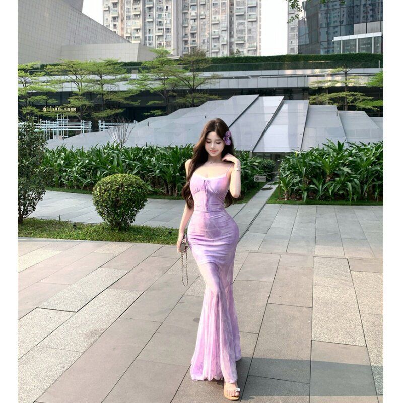 Yunnan holiday wind green floral suspender dress is beautiful, unique and beautiful, waist slim, hip wrap, fishtail skirt summer