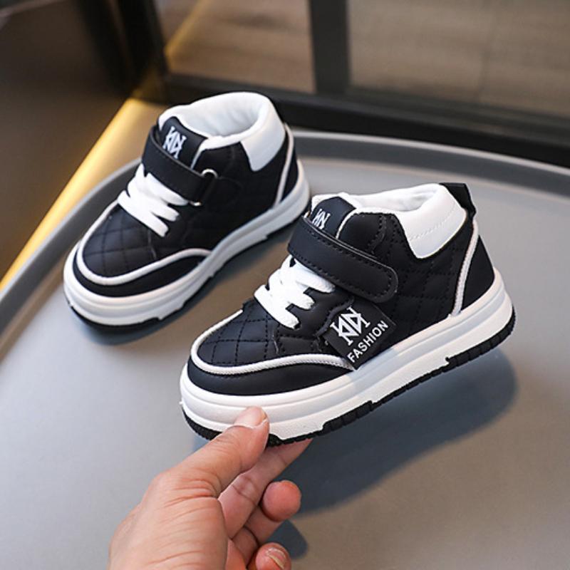 Spring and Autumn Fashion All-match Boys and Girls Sports Solid Soft Bottom Anti-skateboard Shoes