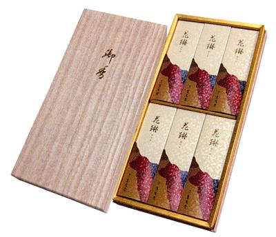 Kunjudo Karin Incense Sticks, Japanese Paper Box, 6 Short Sticks #5002