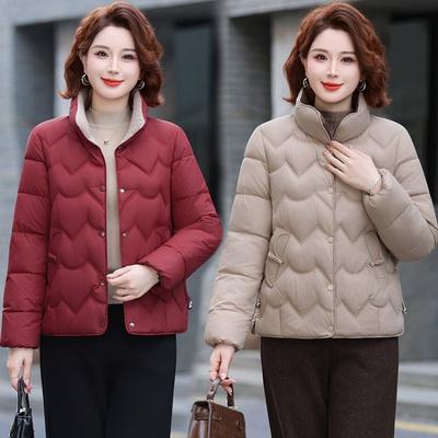 Kurze Daunen-Baumwoll-gepolsterte Kleidung Mode für Frauen mittleren Alters Neu Stehkragen Locker Warm Baumwoll-gepolsterte Kleidung Winter Baumwoll-gepolsterte Jacke