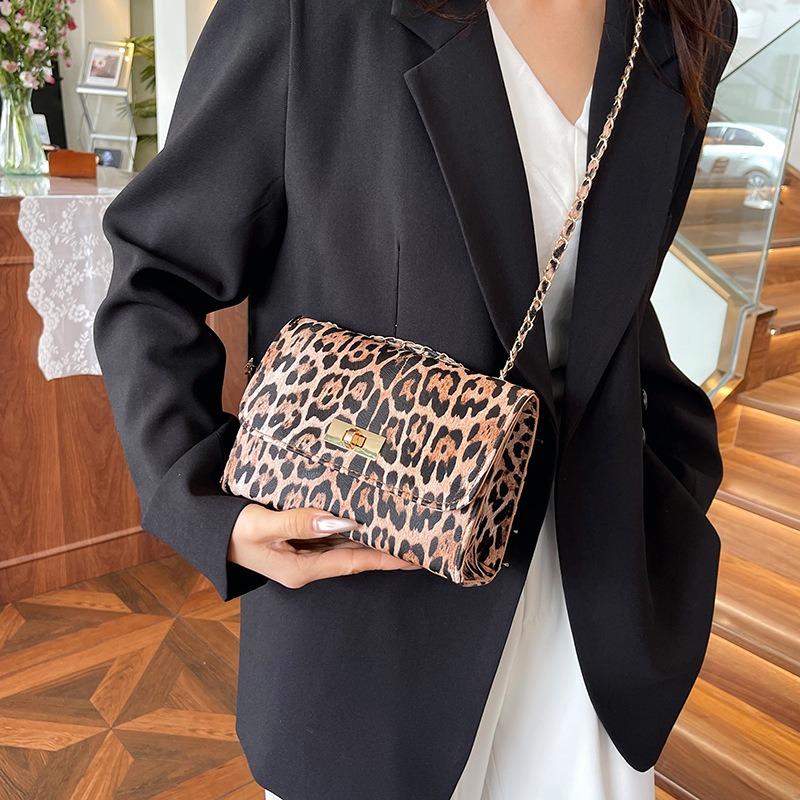Spring new temperament trendy armpit leopard print retro shoulder bag beautiful messenger bag women's bag