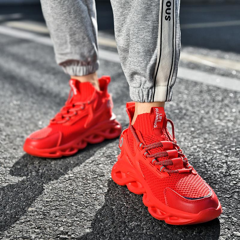 Men's Breathable Mesh Sports Shoes Lightweight Red Sports Training Shoes Outdoor Plus Size Casual and Fashionable Running Shoes