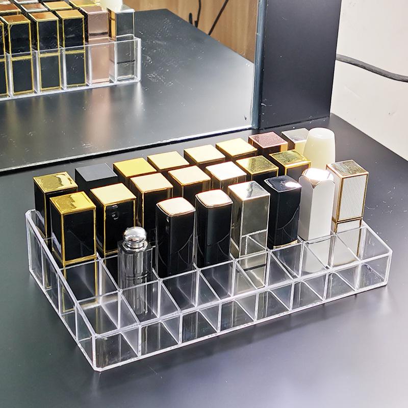 Akrylowe pudełko organizer na szminki i błyszczyki z klapką, pyłoszczelne