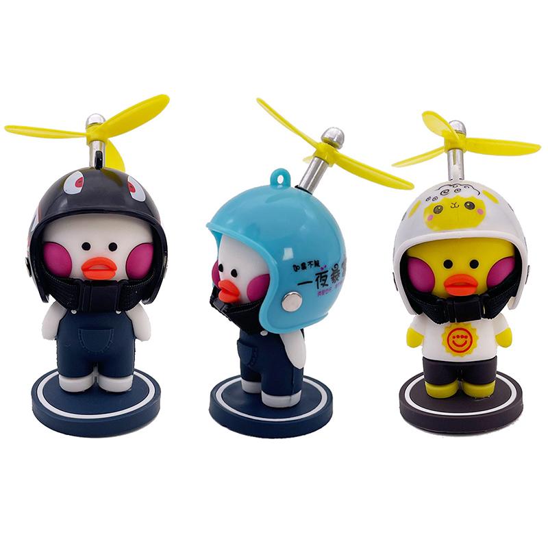 Broken Wind Yellow Duck With Helmet For Bike Motor Auto Car Accessories Wind-breaking Duck Car Interior Decoration