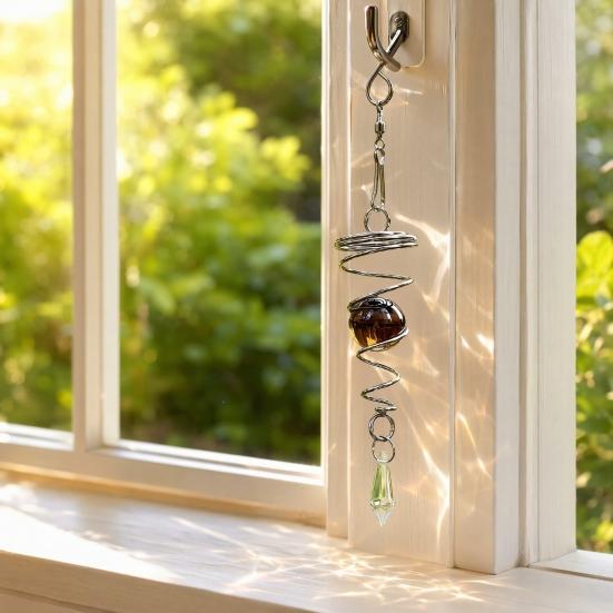 Campanella a Vento, con Pendente in Cristallo Supporto a Spirale in Metallo, Ornamento da Appendere per Esterno Giardino Balcone Decorazione per Auto