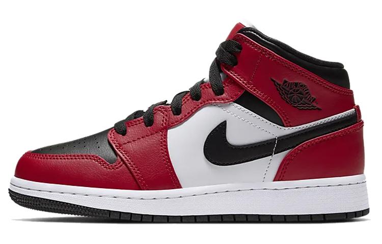Jordan Kids Air Jordan 1 Mid  Chicago Black Toe  Sneakers 554725-069 36