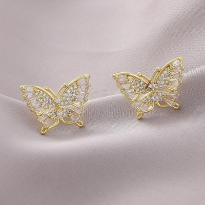 Orecchini a Bottone a Forma di Fiocco Svuotati - Orecchini a Forma di Farfalla per Donna, Orecchini in Zirconia di Alta Gamma e Lussuosi