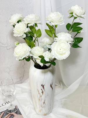 Domácí výzdoba – Dekorativní květiny a věnce