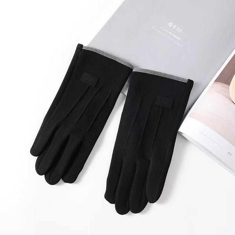 

Women s Winter Cycling Gloves - Windproof, Touchscreen-Compatible, Thick Velvet Lining for Driving & Outdoor Activities One Size