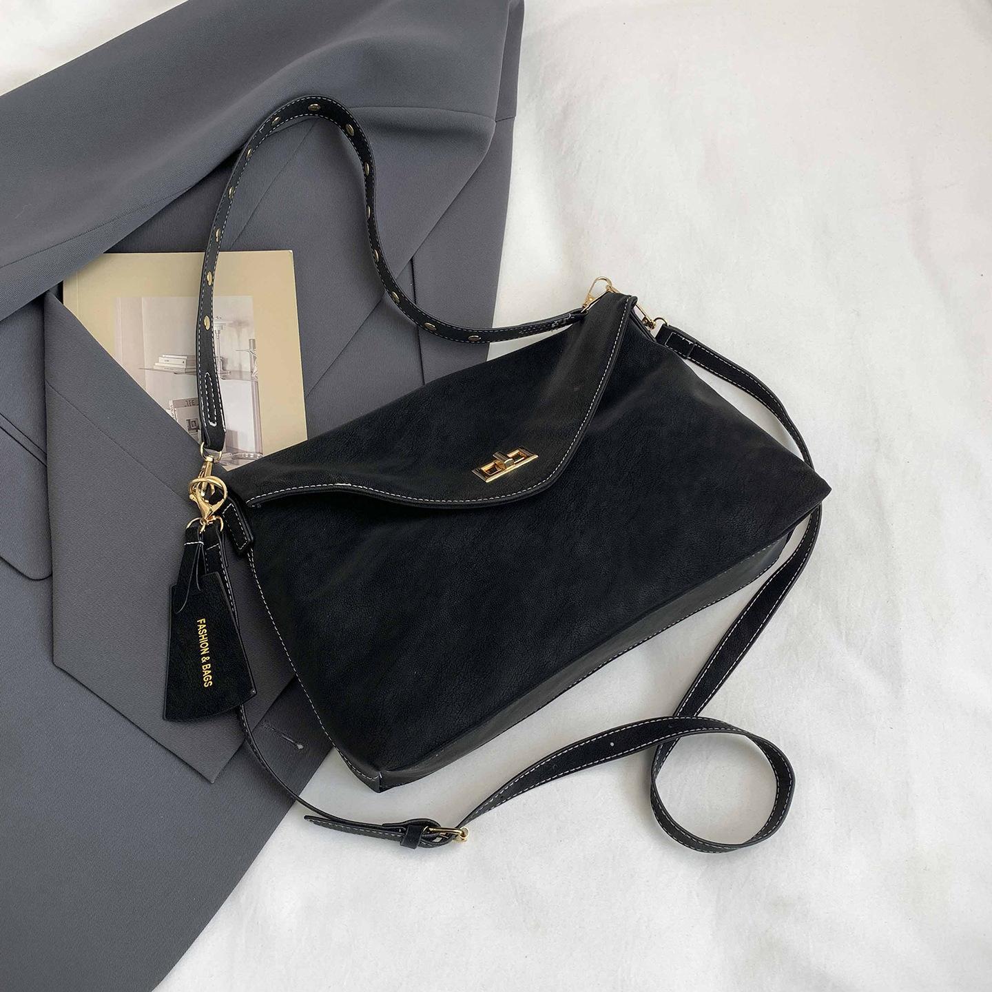 

High Aesthetic Vintage Minimalist Small Shoulder Bag for Women, Chic Casual Crossbody Purse, Urban Commuter Single Strap Handbag чёрный