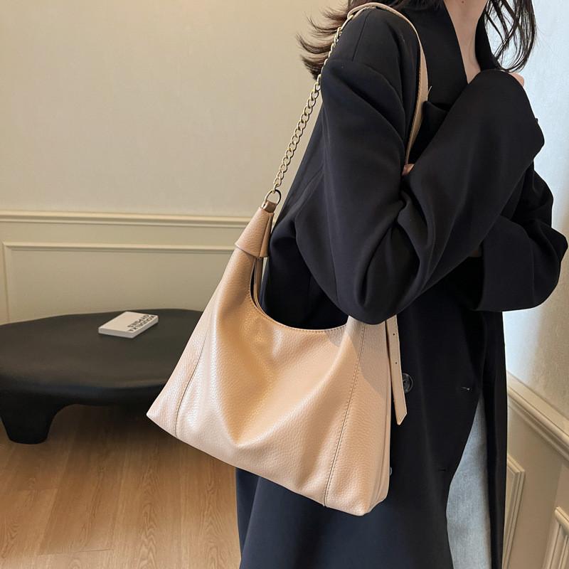 Chic Minimalist Shoulder Tote Bag For Women In Black Beige Khaki And Coffee