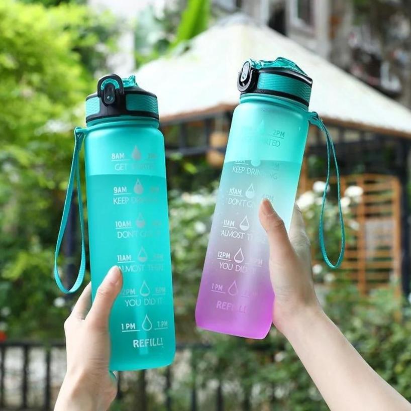 1 ks 32OZ Tritanová láhev na vodu bez BPA pro děti Cestovní sportovní láhev na vodu 1L Opakovaně použitelná tepelně odolná plastová láhev na pití